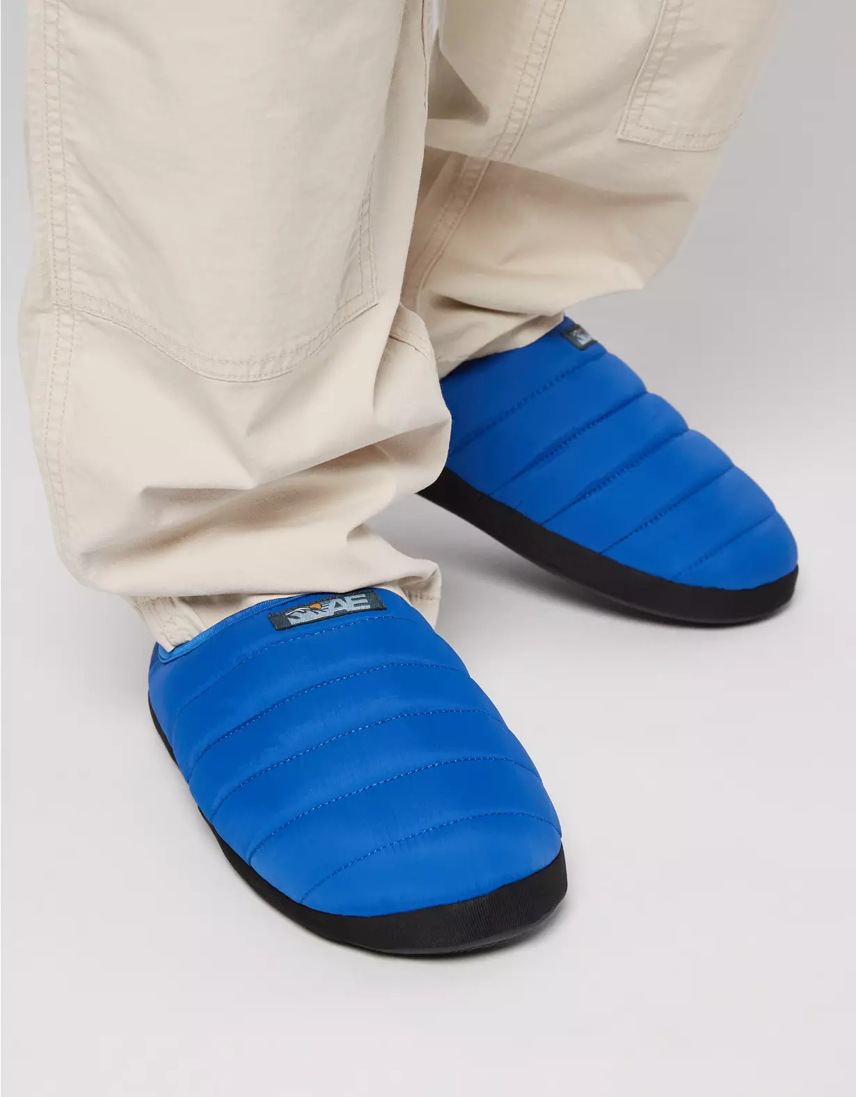 AE 24/7 Slippers 1 AE 24/7 Slippers
