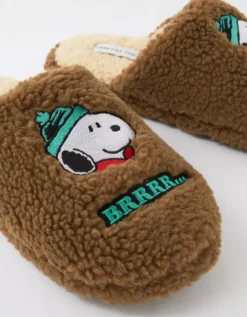 AE Snoopy Fleece Slipper 5 AE Snoopy Fleece Slipper -Top Men Apparel 0213 7523 261 d1